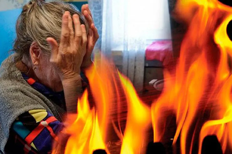 Bakıda FACİƏ:  bacısını xilas etmək istəyən qadın özü yanıb öldü 