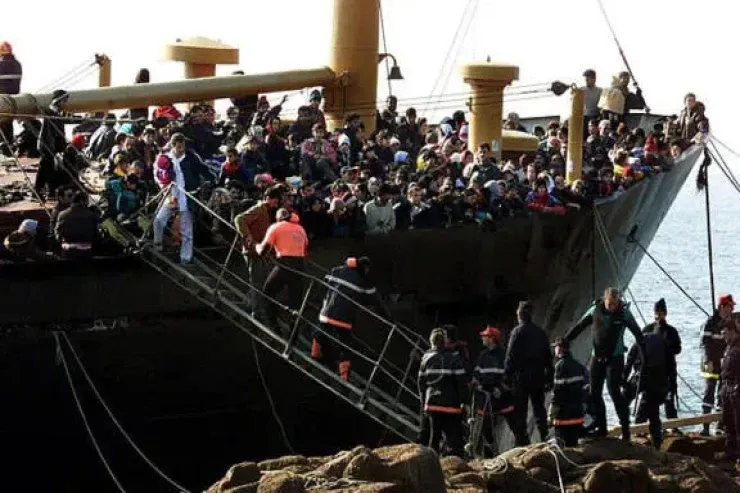 “Müqəddəslərin düşərgəsi”   - Jan Raspeyin görünməz güclərdən  ilham alan romanı