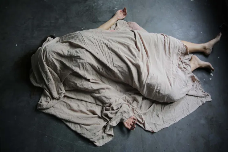 Bakıda qadın evində yanaraq  öldü