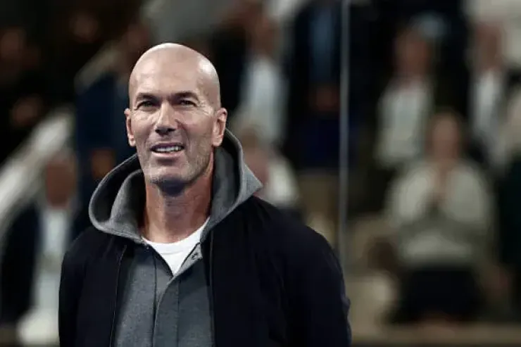 Əfsanəvi Zidan hansı komandanın baş məşqçisi  olmaq istəyir?