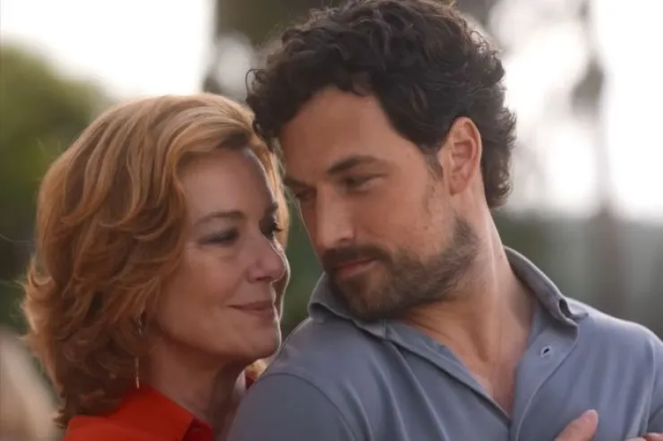 Sizi ekrana bağlayacaq 6 serial  -  VİDEO 