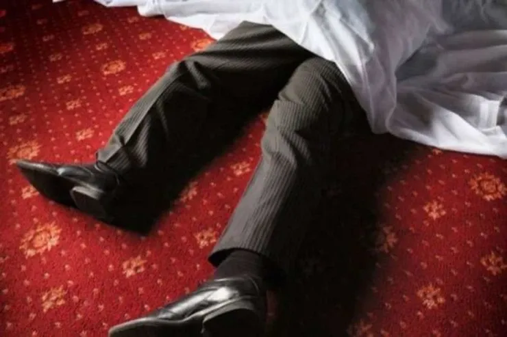 Avtovağzalın direktorunun oğlu hoteldə öldü 