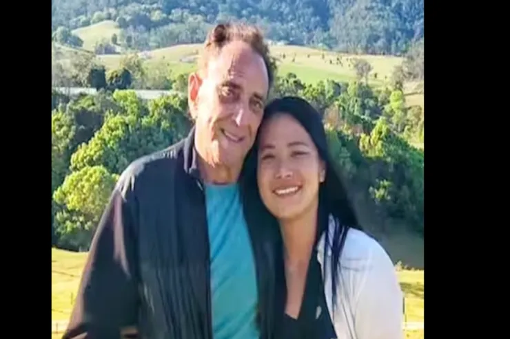 93 yaşlı kişi  gənc qadınla evləndi:   Uşaqlarının  doğulmasından  danışdılar