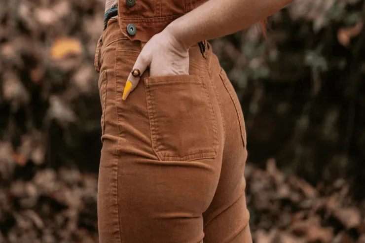 Payızın əsas trendi  - hər üsluba zəriflik qatan universal cins rəngi