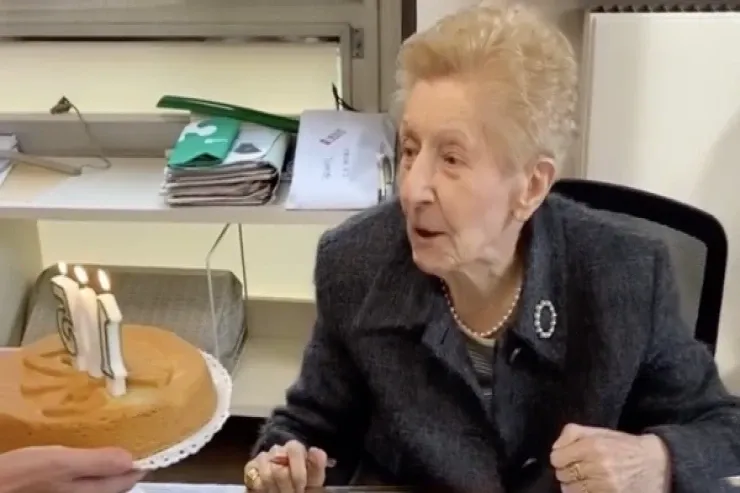 O, 105 yaşını iş yerində qeyd etdi 