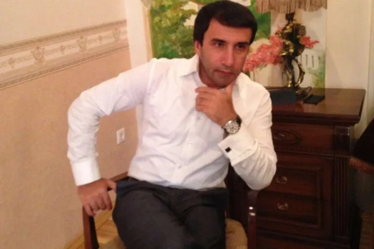 Azərbaycanlı oliqarx həbsdən çıxmaq üçün  100 milyon verir