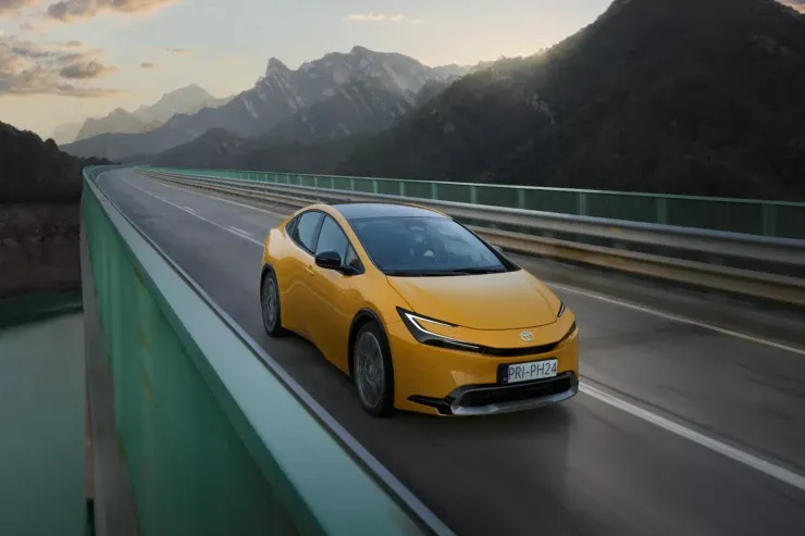 Plug-in hibrid modellər ətrafı ənənəvi maşınlar qədər  çirkləndirir