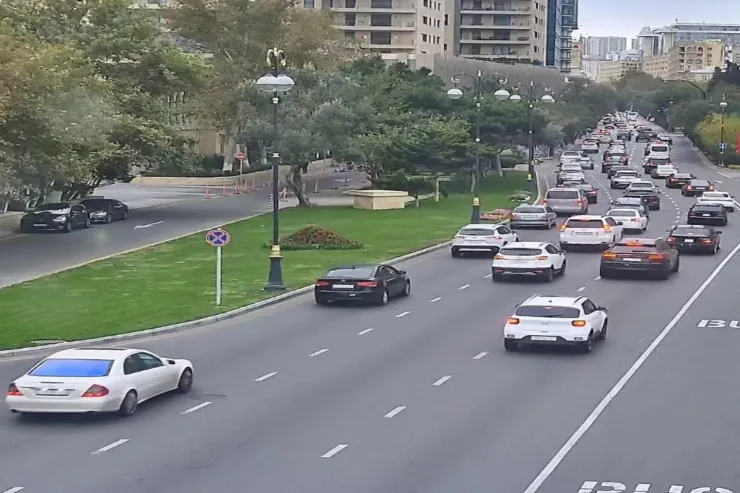 Bakıda bu yollarda sıxlıq var - SİYAHI 