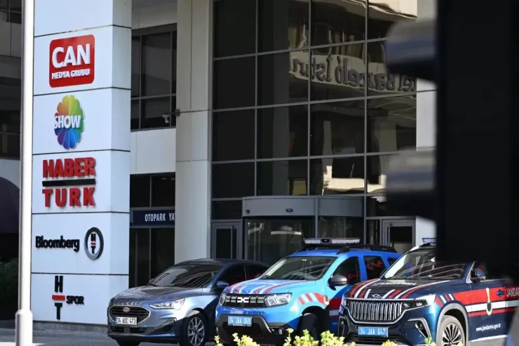 Məşhur media holdinqində 2-ci əməliyyat - 35 nəfər saxlanıldı  