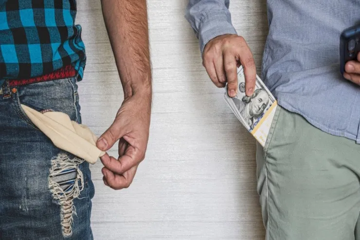 Hər yaşda pulu idarəetməyin üsulu 