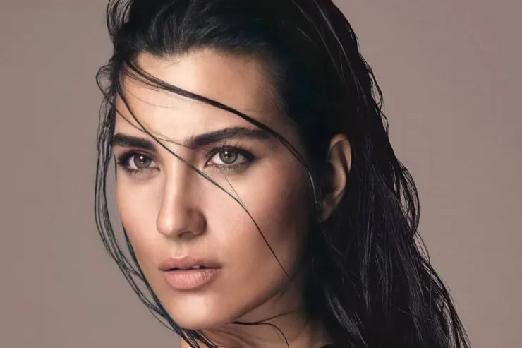 Tuba Büyüküstündən Hakan Sabancını  soruşdular - ÜZÜ QIZARDI 