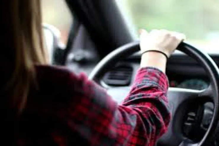 Bakıda 160-dan çox qadın  taksi sürücüsü işləyir: birinin 71 yaşı var 