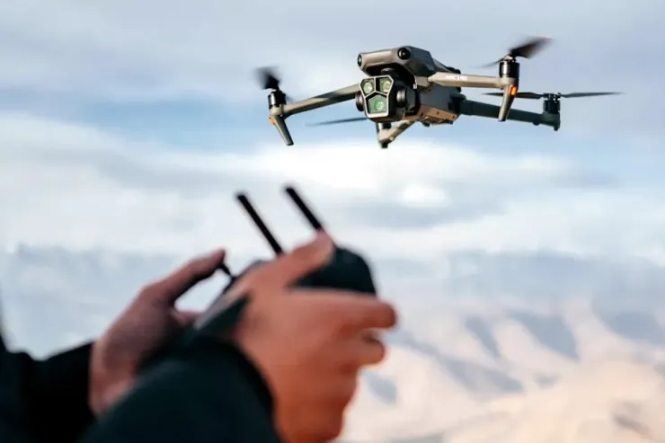 Rusiya dronlarla   "miqrant ovu"na çıxdı: 87 nəfər tutuldu 