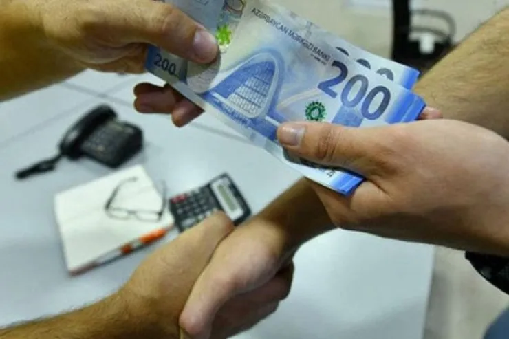 Azərbaycanda işsizlərə "xeyirxahlıq" edən  TUTULDU