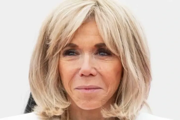 Makronun arvadı vergi sistemində kişi çıxdı 