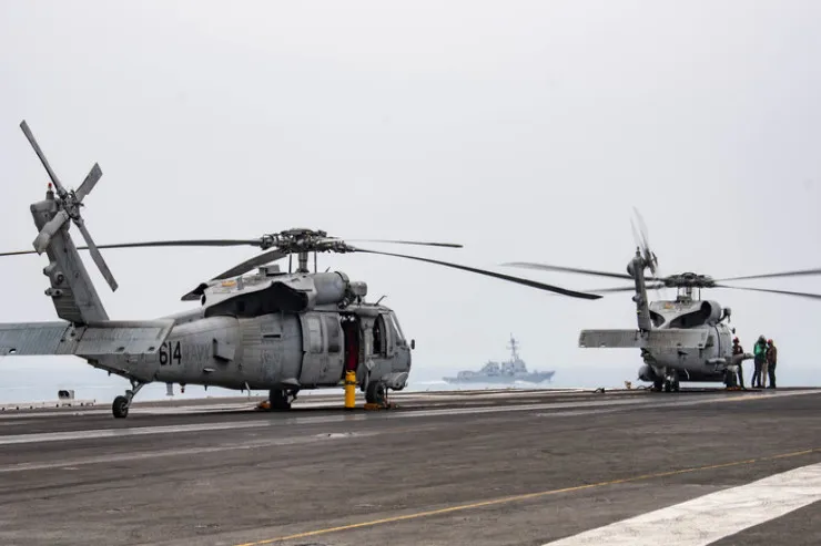 ABŞ hərbi təyyarəsi və helikopteri  qəzaya düşdü