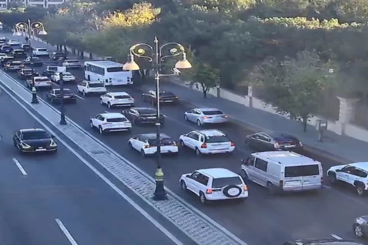 Bakıda bu yollarda sıxlıq var - SİYAHI 