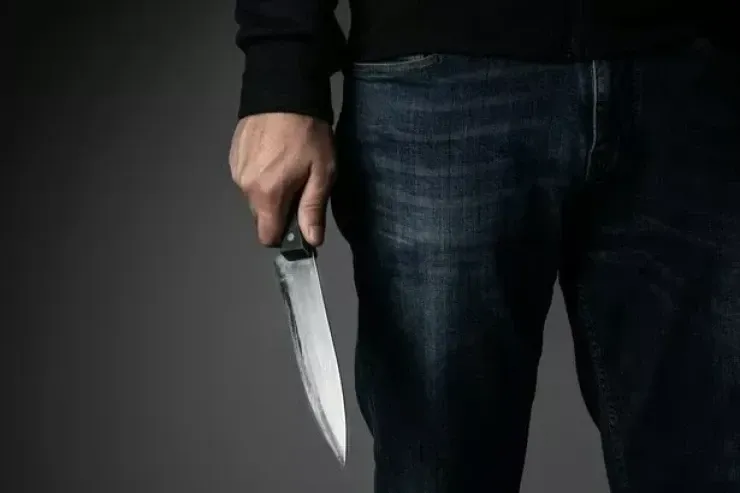 Gəncədə 32 yaşlı kişi bıçaqlandı 