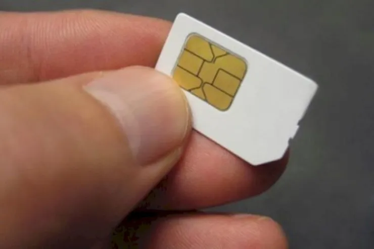 Müharibə iştirakçısı bahalı nömrə  almaq istəyən əsgər yoldaşını  belə aldatdı