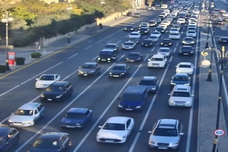 Bakıda bu yollarda sıxlıq var - SİYAHI 