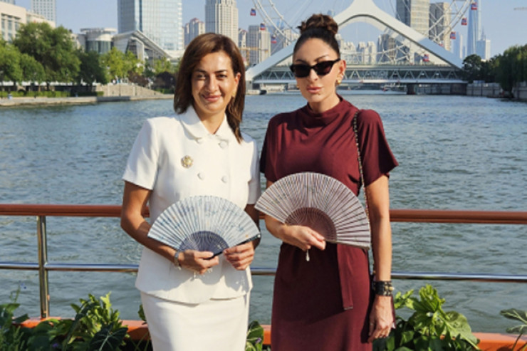 Mehriban Əliyeva ilə Anna Akopyan birgə şəkil çəkdirdi 