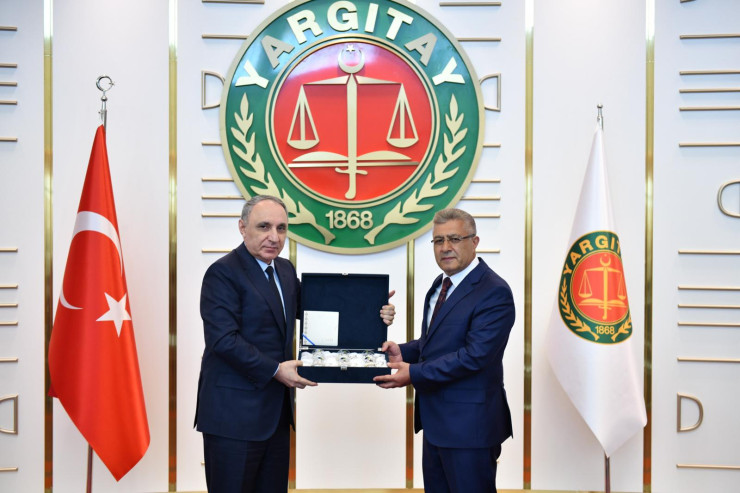 Kamran Əliyev Türkiyədə səfərdə olub