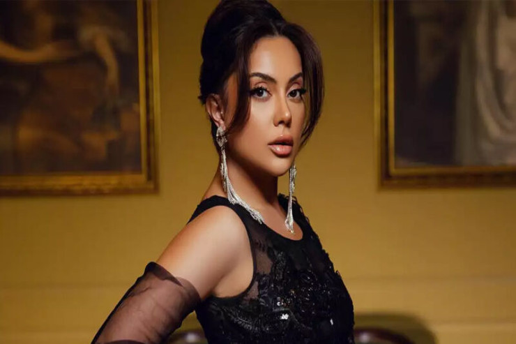 Müğənni Ayan  dinini dəyişdi 