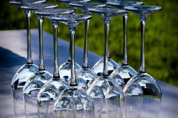 Evdə qabları necə parıldatmaq  olar? - MÜKƏMMƏL