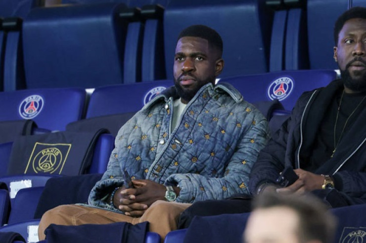 “Barselona”nın keçmiş oyunçusu karyerasını bitirməyi  düşünür