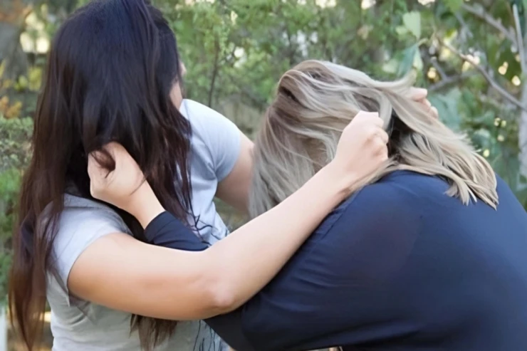 Azərbaycanda gəlinini döyən qayınana CƏRİMƏLƏNDİ 