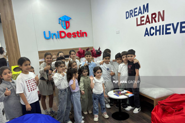 “UniDestin”  Təhsil Mərkəzi müxtəlif istiqamətlər üzrə zəngin tədris proqramları təqdim edir