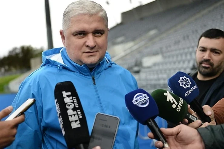 Cahangir Fərəcullayev: "Biz Santuşdan istefa gözləyirik" 