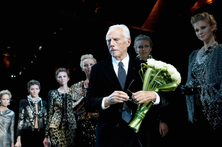 Dünya "Moda kralı"  Armani ilə VİDALAŞIR 