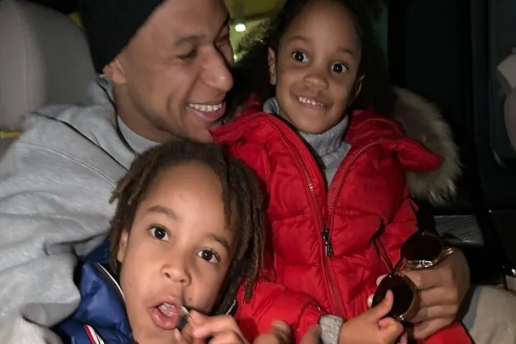 Mbappe şəxsi həyatından  DANIŞDI: övladlarının futbolçu olmasını  istəmir