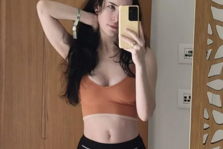 Model 100 min dollara ər axtarır 