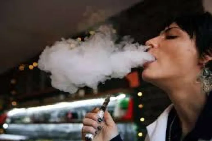 Elektron siqaretlər hamiləlik zamanı  təhlükəlidir? - ARAŞDIRMA 