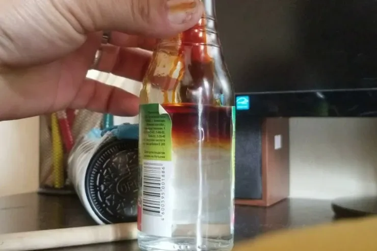 Oğuzda qadın sirkə turşusundan zəhərlənib öldü 