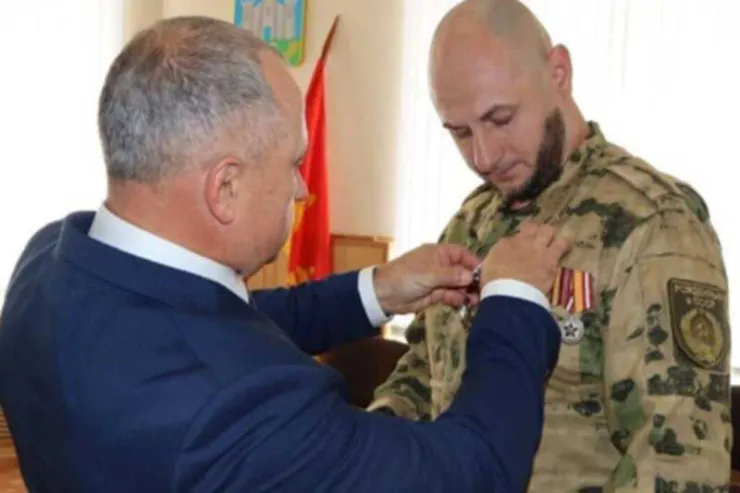 Həbsxanadan döyüşə yollanan azərbaycanlıya orden verildi 