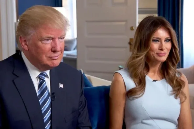 Trampla həyat yoldaşı təyyarədə  dava etdi - gündəm oldu -  VİDEO 