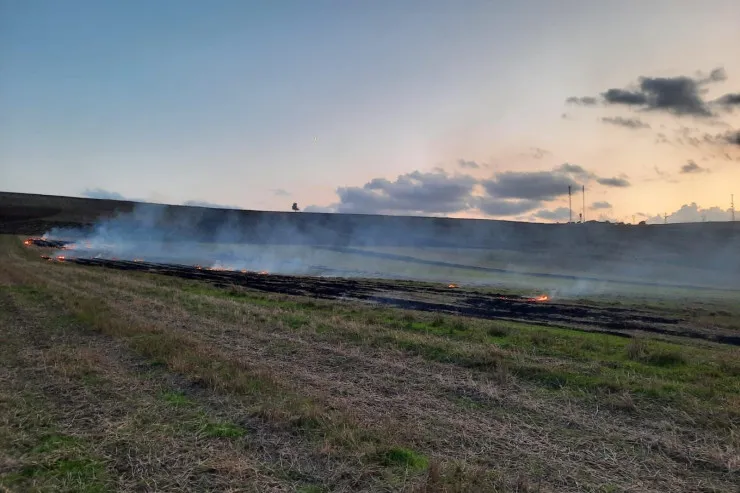 Şamaxıda 1 hektar ərazini yandıran  saxlanıldı