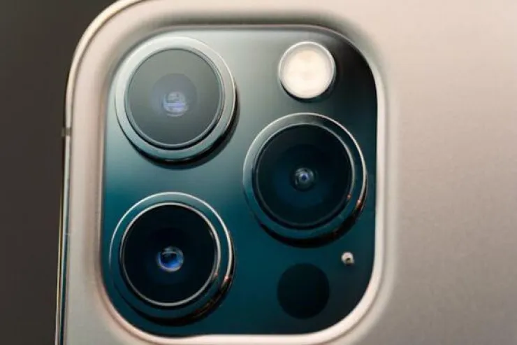 "iPhone"nun kamerasında gizli tərcüməçi  var: Ondan necə istifadə etmək  olar?