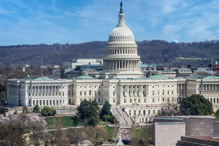 Konqres üzvləri razılığa gələ bilmədi - Hökumət fəaliyyətini dayandırır 