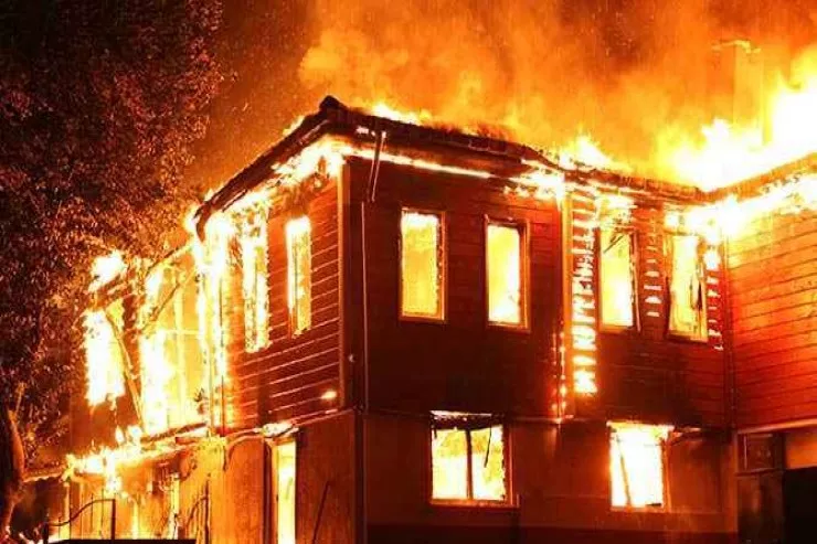 Şəmkirdə FACİƏ:  ana və oğlu yandı, ana öldü