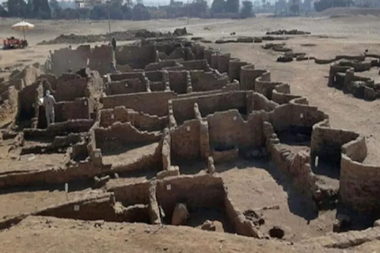 1500 ildir  palçıq altında qalan şəhər ÜZƏ ÇIXDI