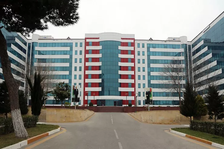 “Papanin” hospitalında nüfuz alveri - Polkovnikə cinayət işi açıldı 