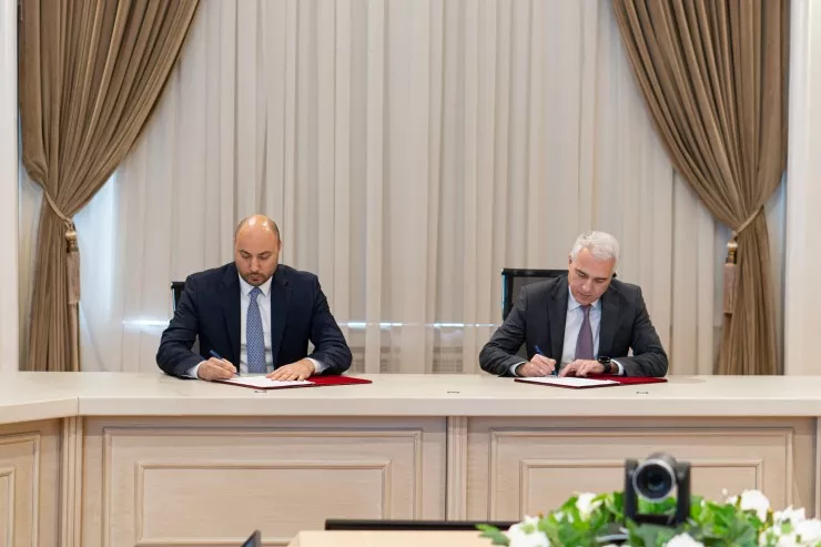 "Unibank" enerji effektivliyi üzrə EMTA ilə əməkdaşlıq müqaviləsi imzaladı