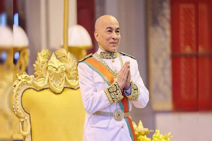 Kamboca kralında xərçəng  aşkarlandı