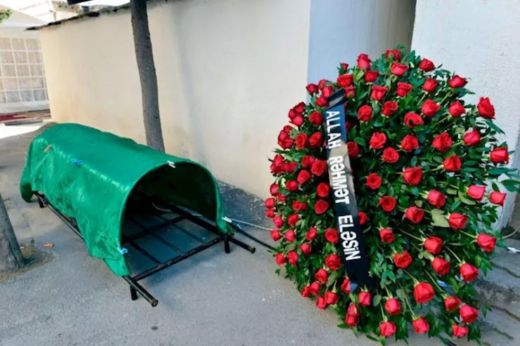 Ağdamda FACİƏ:   Qayınana kürəkəninin yasında ÖLDÜ  