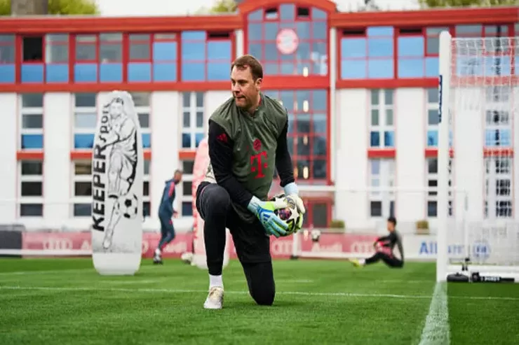 Noyer tarixin ən yaxşı qapıçılarını  AÇIQLADI: seçimi hər kəsi təəccübləndirdi 