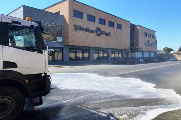 Bakının 556 küçəsi yuyuldu - YENİLƏNİB 